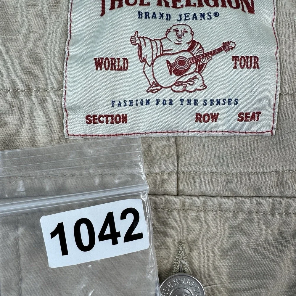 True Religion Tan Men's Cargo Short Size 30 Excellent